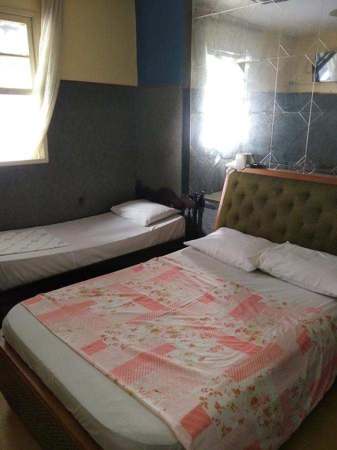 Hotel Serodio *